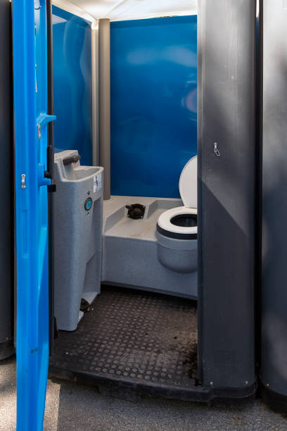 Best Porta potty rental near me  in Greentown, OH